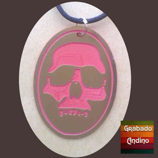 [coca01] collar calavera roja en fondo dorado
